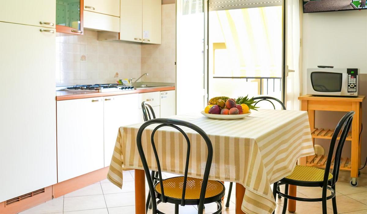Residence Riviera Alba Adriatica Exterior photo