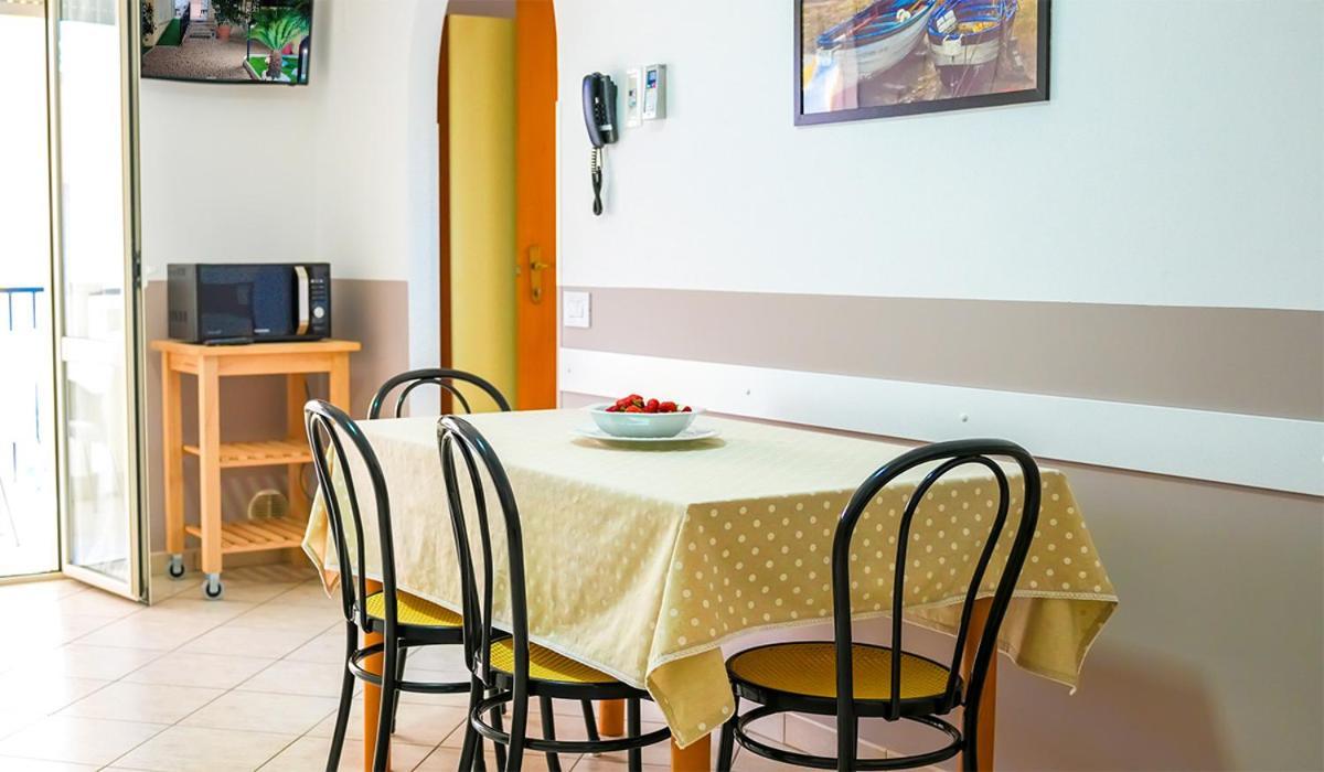 Residence Riviera Alba Adriatica Exterior photo