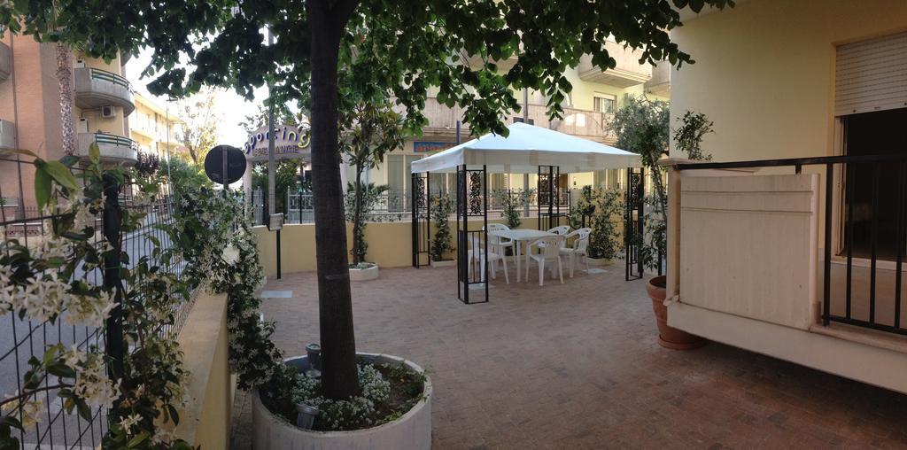 Residence Riviera Alba Adriatica Exterior photo
