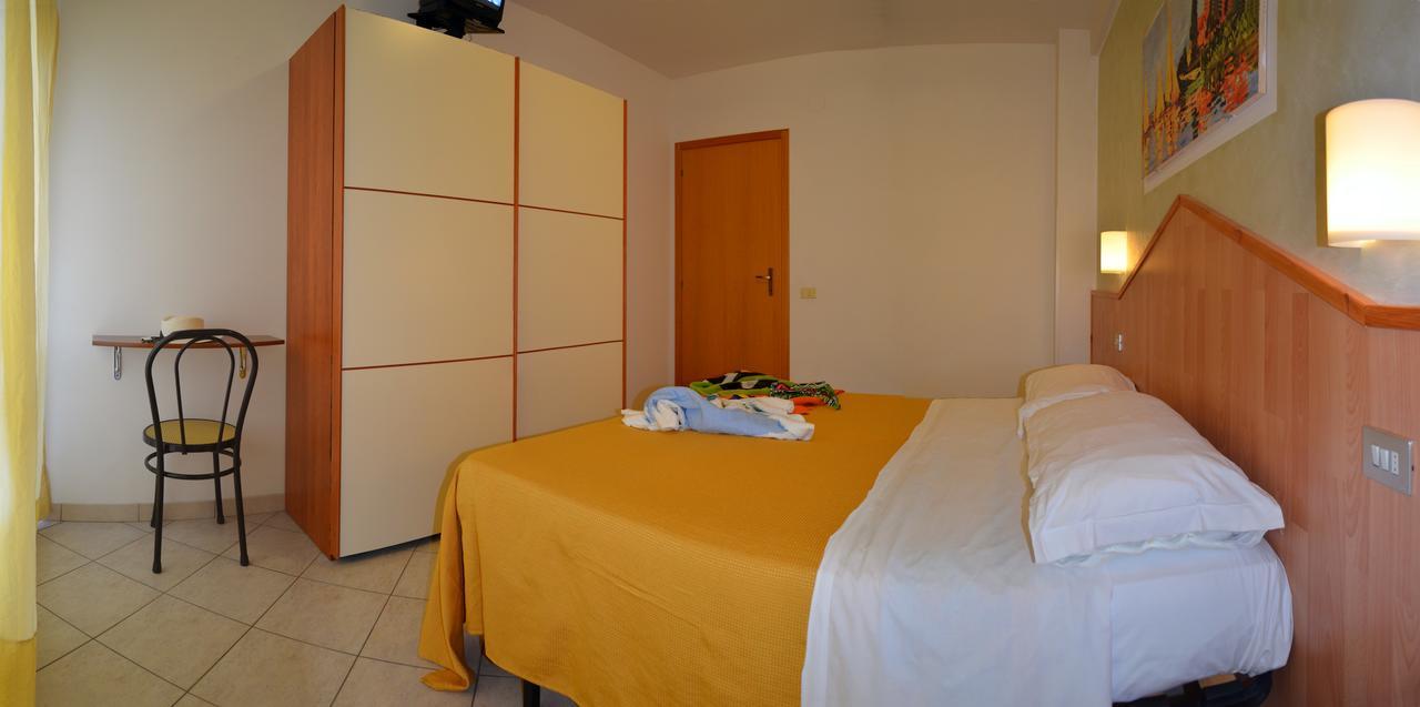 Residence Riviera Alba Adriatica Exterior photo